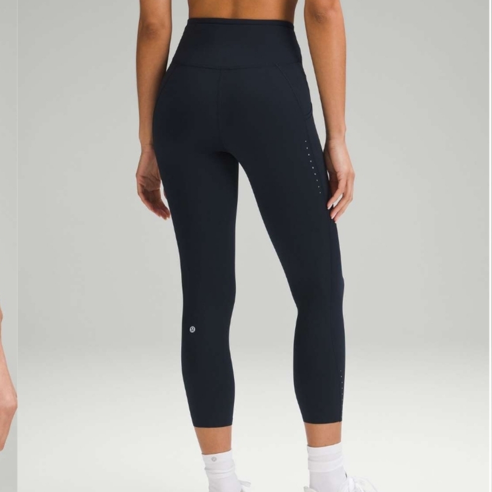 Lululemon Fast and Free High-Rise Crop 23" *Pockets in True Navy - Picture 1 of 6